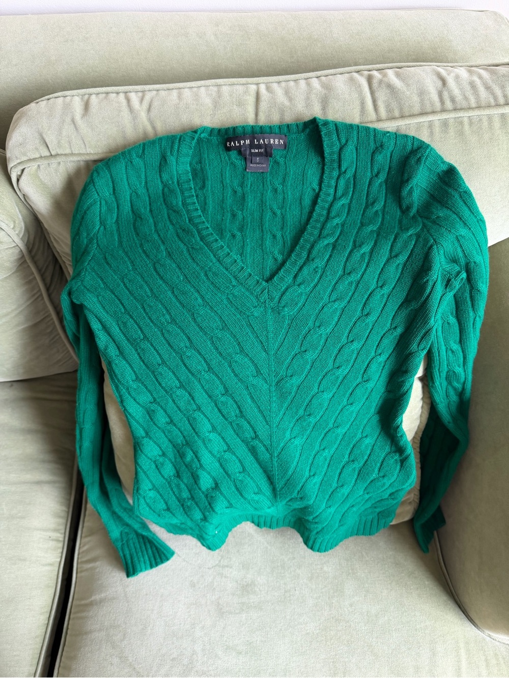 🗽Ralph Lauren Cashmere Cable-Knit V-Neck Sweater in Emerald Green